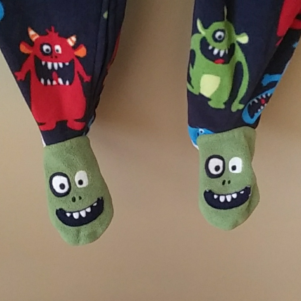 Carter's PJ's - Picture 2 of 3